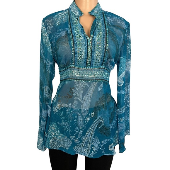 the(in)shop Tops - 3/$25🌸 The(in)shop Y2K Blue Flare Sleeve Beaded Blouse